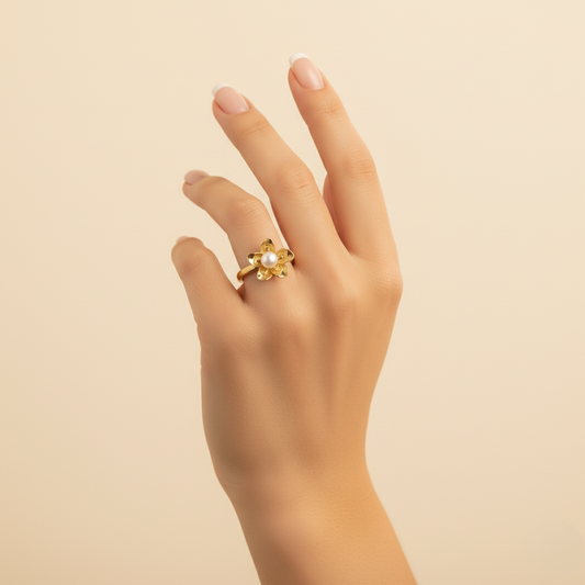Valentina Gold — Anillo Flor con Perla