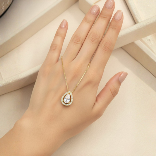 LUEUR CONJUNTO ORO 14K TIPO GOTA C/2 CUBIC ARRIBA